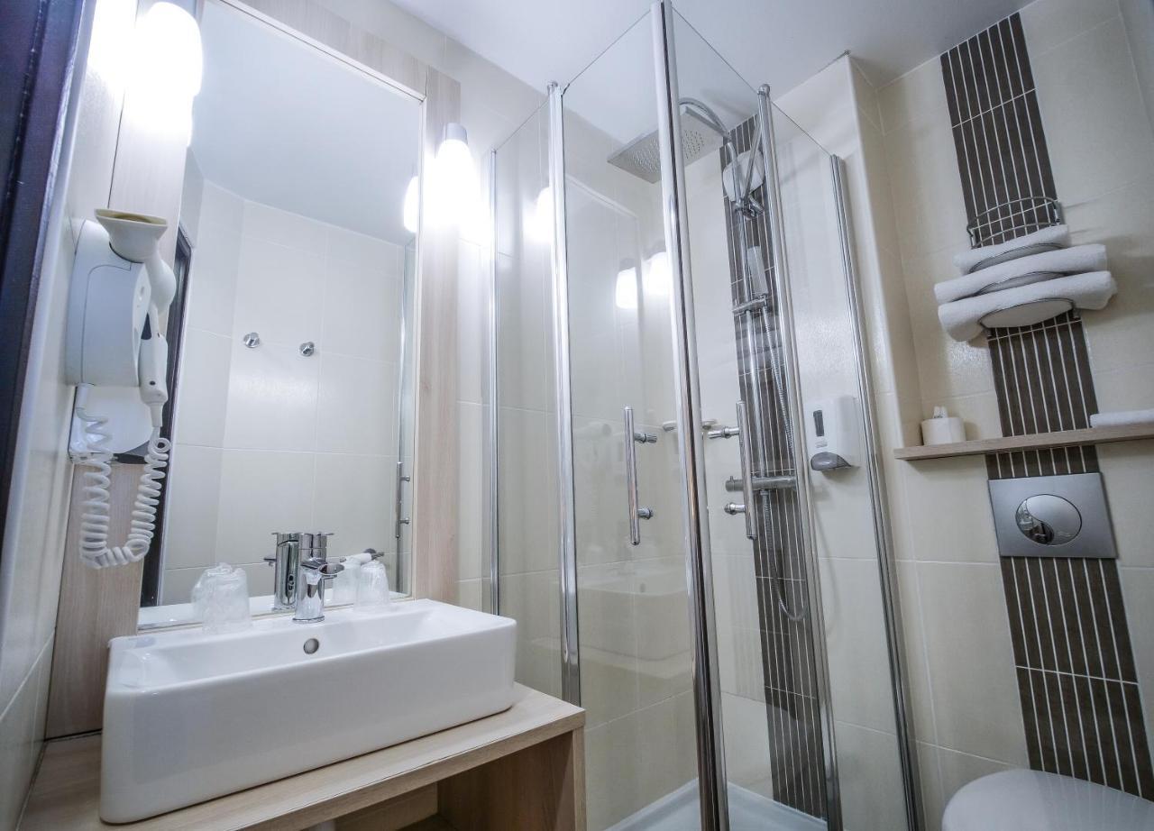 Hotel Inn Design Resto Novo Vannes Theix Bagian luar foto